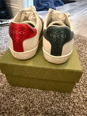 Gucci Kids White Leather Sneakers with Red and Green Heel Tabs